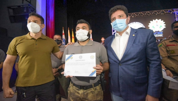 Em Cruzeiro do Sul, Gladson prestigia 4ª edição do Programa Sejusp Itinerante